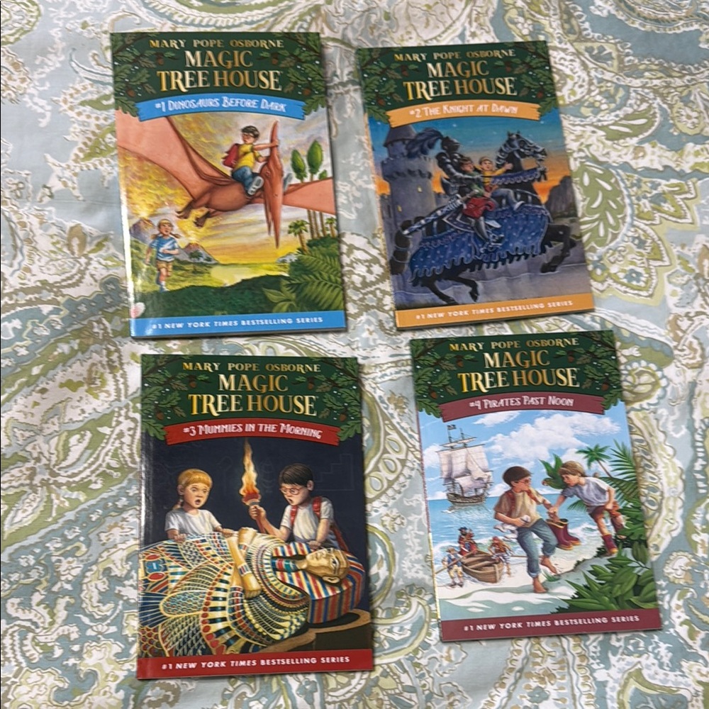 Magic Tree House Books 1-4 Set - Picture 2 of 4